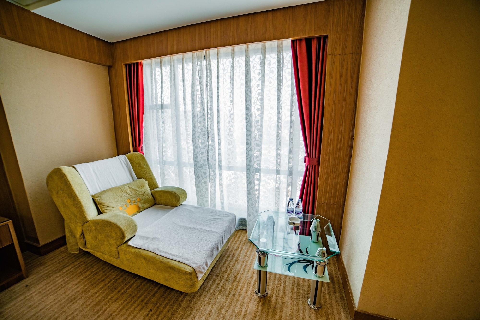 Nanyang King'S Gate Hotel--Free Shuttle Service To Canton Fair Exterior foto