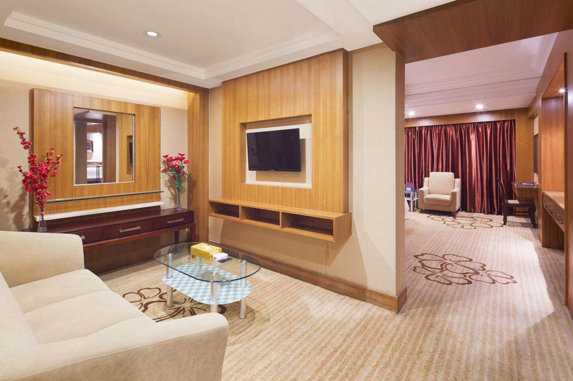 Nanyang King'S Gate Hotel--Free Shuttle Service To Canton Fair Exterior foto
